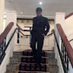 Meet your Posher, Mahi